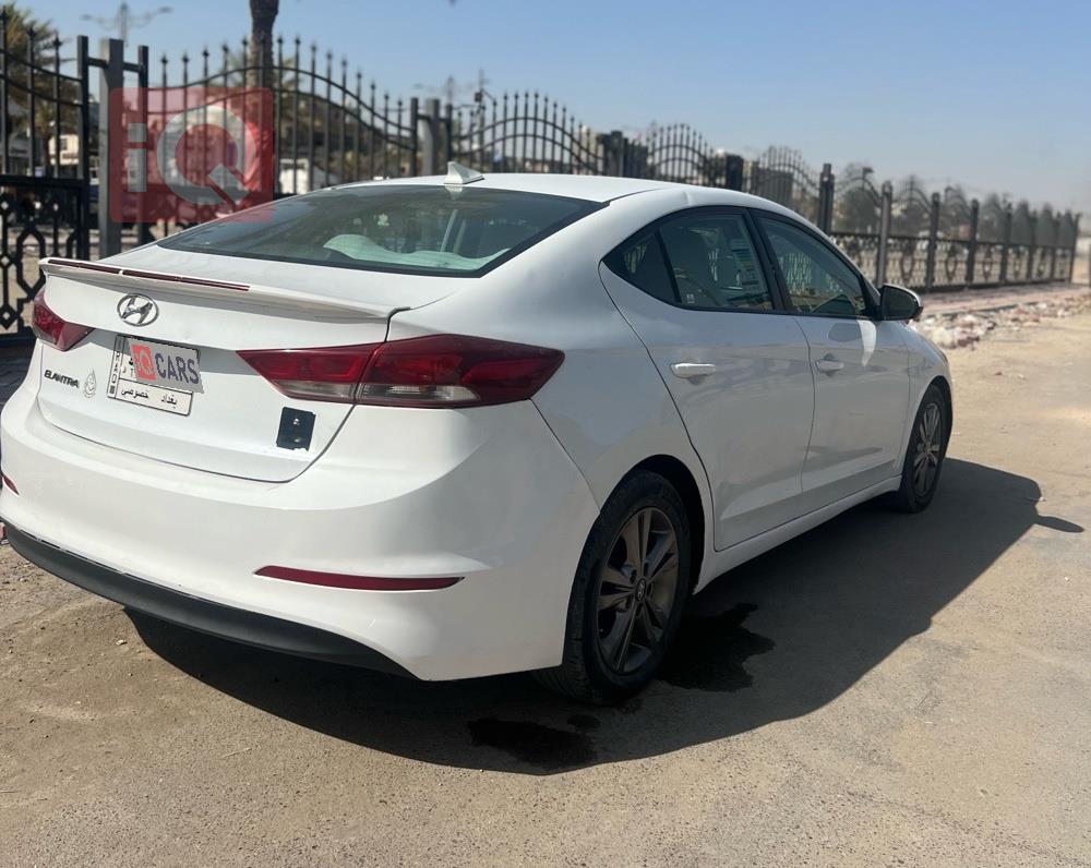 هیوندای ئەلەنترا